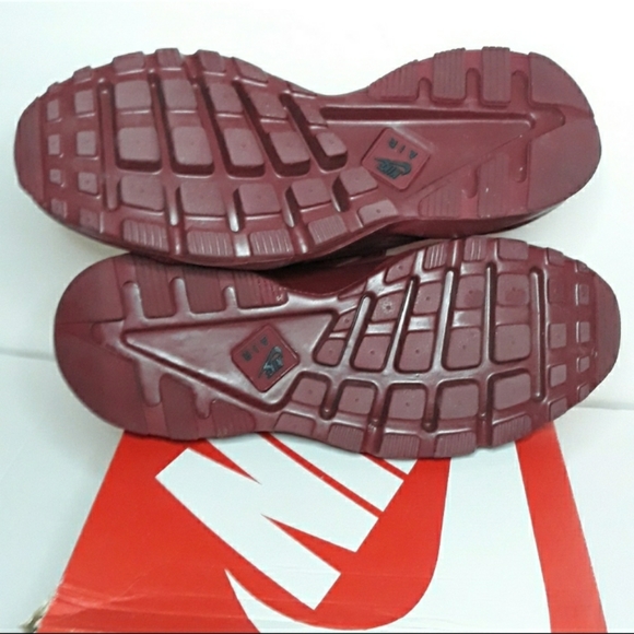 Nike Air Huarache Run Ultra SE Mens Sz: 10.5 - Picture 7 of 8